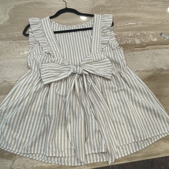 Maternity Flutter Tank Top Tie Back Backless White Tan Smocked Size Large - Picture 3 of 13